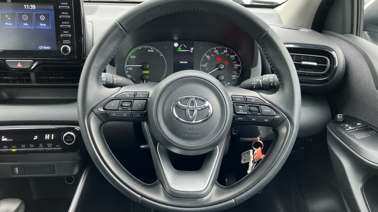 Toyota Yaris 1.5 Hybrid Icon 5dr CVT Hybrid Hatchback